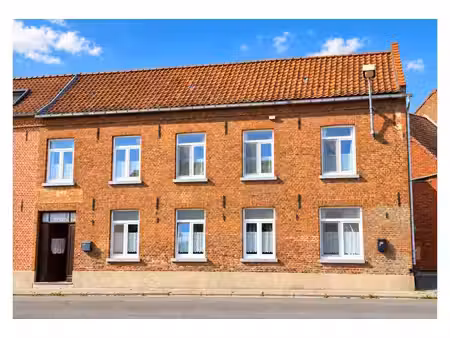immeuble mixte à vendre avec 3 chambres   esplechin (vbe76588)