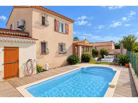 maison t4 de 134m2 + garage en parfait état