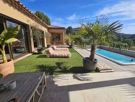 villa de luxe de 4 chambres en vente le castellet  france