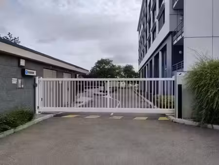 location parking à gennevilliers (92230)  66 €