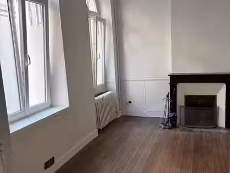 location maison 5 pièces à bordeaux (33000)  1 500 €