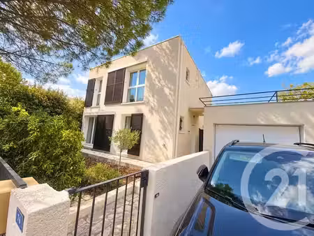 location meublée maison 5 pièces 115 m² à montpellier (34000)  1 650 €