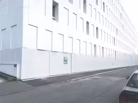 location parking à lille (59000)  97 €