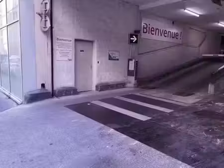 location parking à marseille 8ème (13008)  117 €
