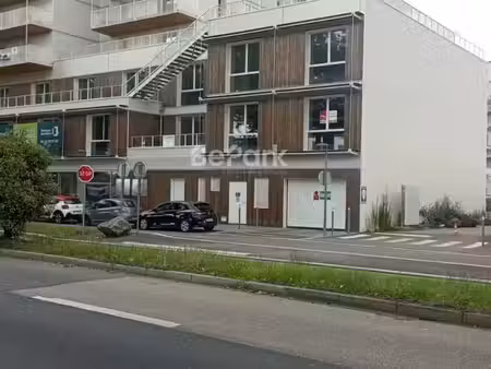 location parking à rouen (76000)  104 €