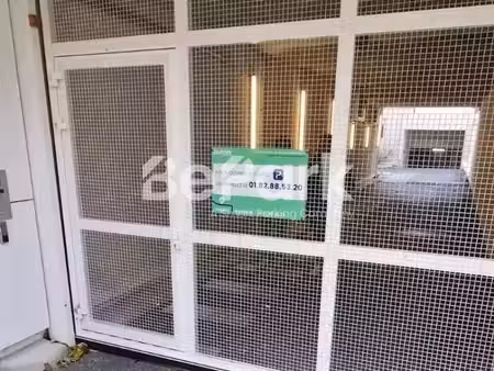 location parking à boulogne-billancourt (92100)  152 €