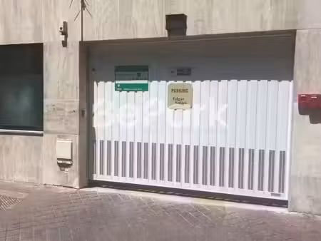 location parking à levallois-perret (92300)  174 €