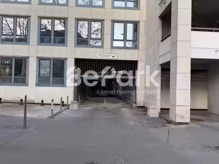 location parking à lyon 3ème (69003)  190 €