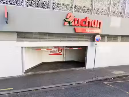 location parking à lyon 6ème (69006)  131 €