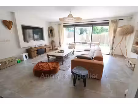 villa de luxe de 3 chambres en vente cogolin  provence-alpes-côte d'azur