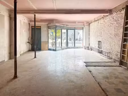location locaux professionnels 75 m² à bouillé-saint-paul (79290)  893 €