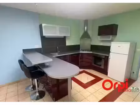 location maison 3 pièces 81.43 m² à amiens (80000)  930 €