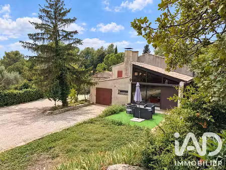 location meublée maison 4 pièces 118 m² à signes (83870)  1 390 €