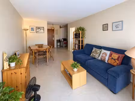 à vendre – clos-chassaing – appartement f2 avec balcon  cav