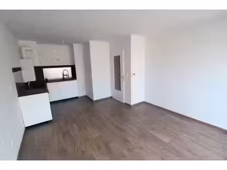 location appartement 2 pièces 42m²