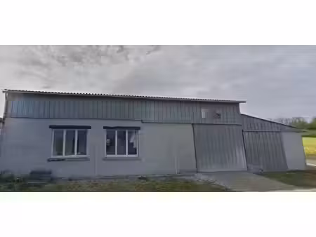 location locaux professionnels 0 pièces 200 m² à souvigne (37330)  570 €