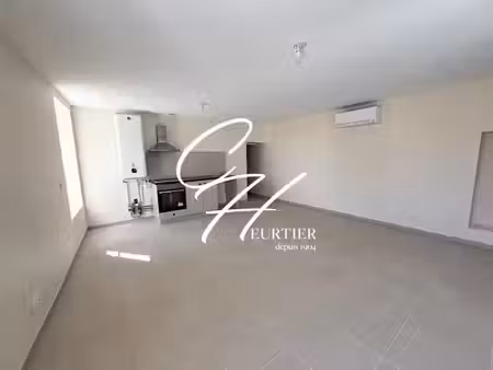 location appartement 3 pièces 68m2 voreppe 38340 - 890 € - surface privée