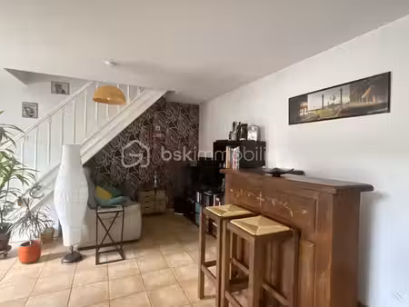 maison de 62 m² à vert-le-petit
