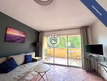 appartement t3 avec terrasse