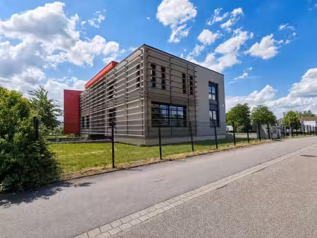 prestigieux bureau de 383 m2 en location - metz  france