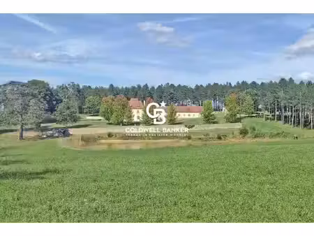 domaine du 17eme au coeur de 24 hectares