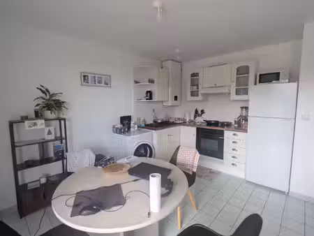 location appartement 2 pièces 42m²
