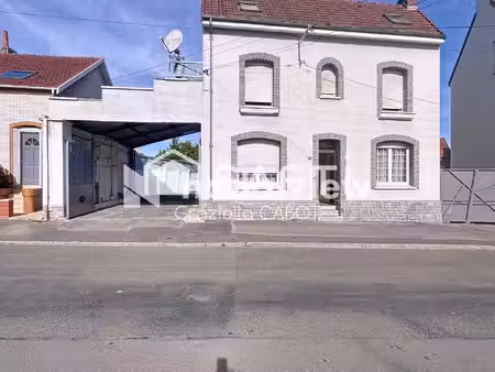 maison individuelle avec hangar
