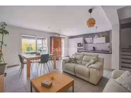 vente maison 4 pièces 90 m² à rumilly (74150)  339 000 €