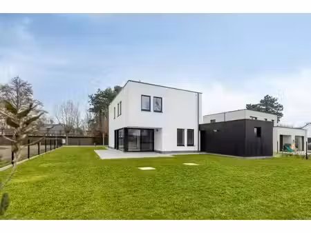 huis te koop in koksijde met 3 slaapkamers
