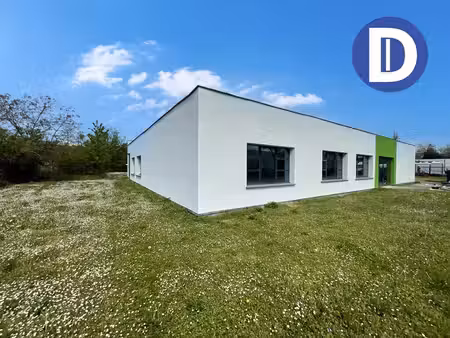 location bureaux 52m² à 352m²