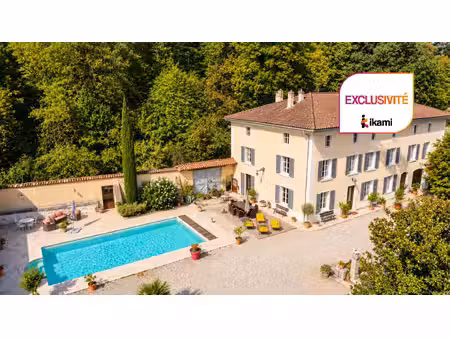maison de maître de 347 m2 au coeur d'un parc de 1 57 hectare