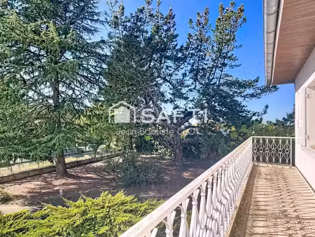 maison 7 pièces 200 m²