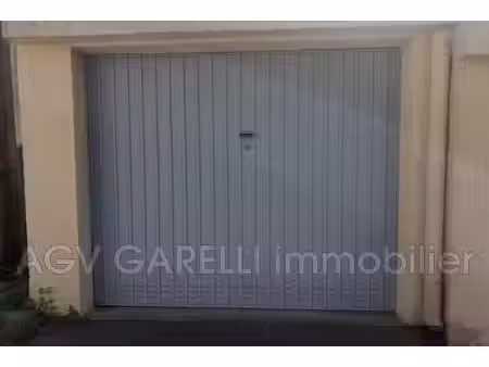 location parking la seyne sur mer 83500
