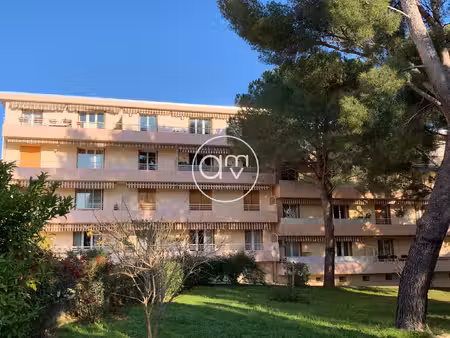 location parking toulon 83200