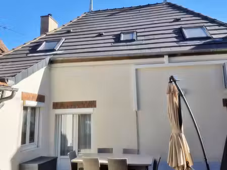 exclusivite ! maison vigneronne en centre-ville de châteaune
