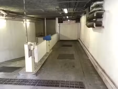 location parking à paris 15ème (75015)  249 €