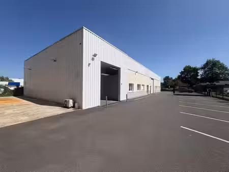 vente local d’activités treillières 44119 836m²
