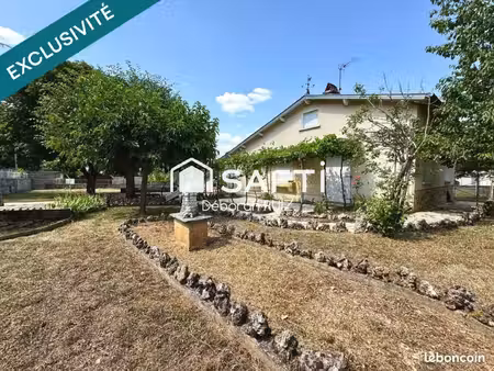 maison lumineuse et spacieuse– terrain clos 1200m2