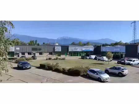 vente local d’activités 194m²