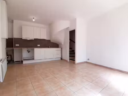 t3 de 60m2 au coeur de bedarrides !