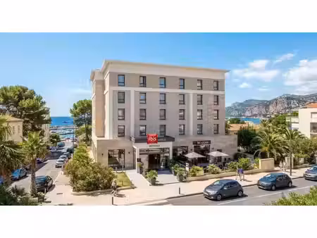 vente locaux professionnels 48 pièces 1000 m² à cannes (06400)  790 000 €