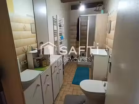 maison en pierre à fin de rénover