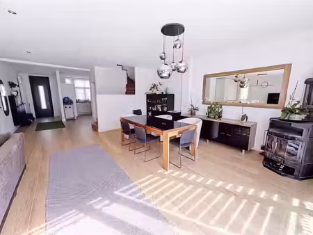 maison 3 chambres rénovée avec jardin et garage
