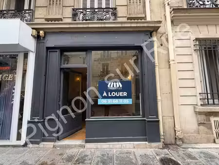 location commerce paris 75008 40m²