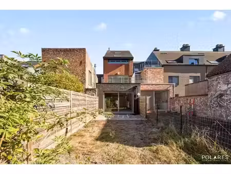 vivre au cœur de louvain avec jardin et 3 chambres comme rev