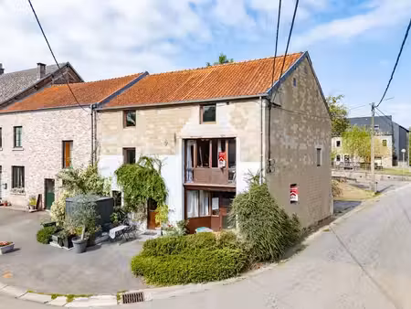 maison avec deux logements à villers-sainte-gertrude