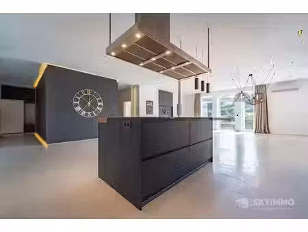 superbe loft 198m² -peb a+ - 2 pl parking - permis rooftop