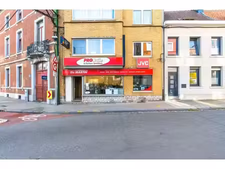 rez-de-chaussée commerciaux