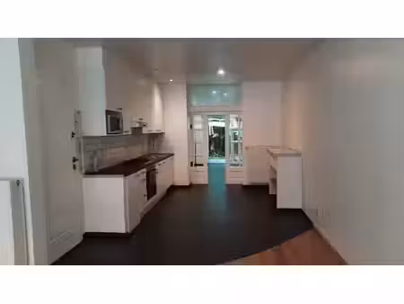 appartement avec pt jardin saint gilles près de la barrière