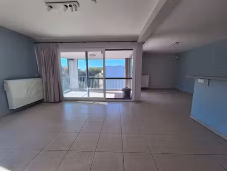 appartement 2 chambres avec cave et emplacement de parking -